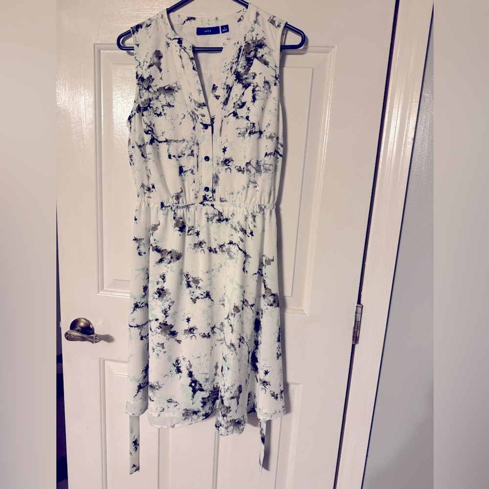Apt 9 floral dress white size small NWT